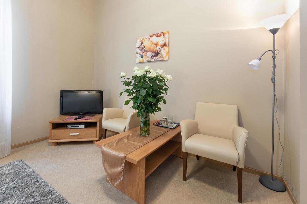 Room In Bb - Valensija - Suite For Two In Nice Hotel Jurmala Luaran gambar