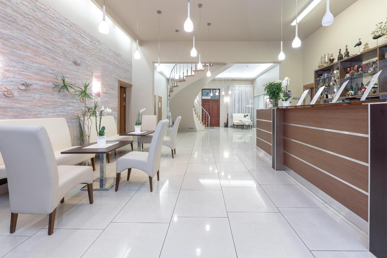 Room In Bb - Valensija - Suite For Two In Nice Hotel Jurmala Luaran gambar