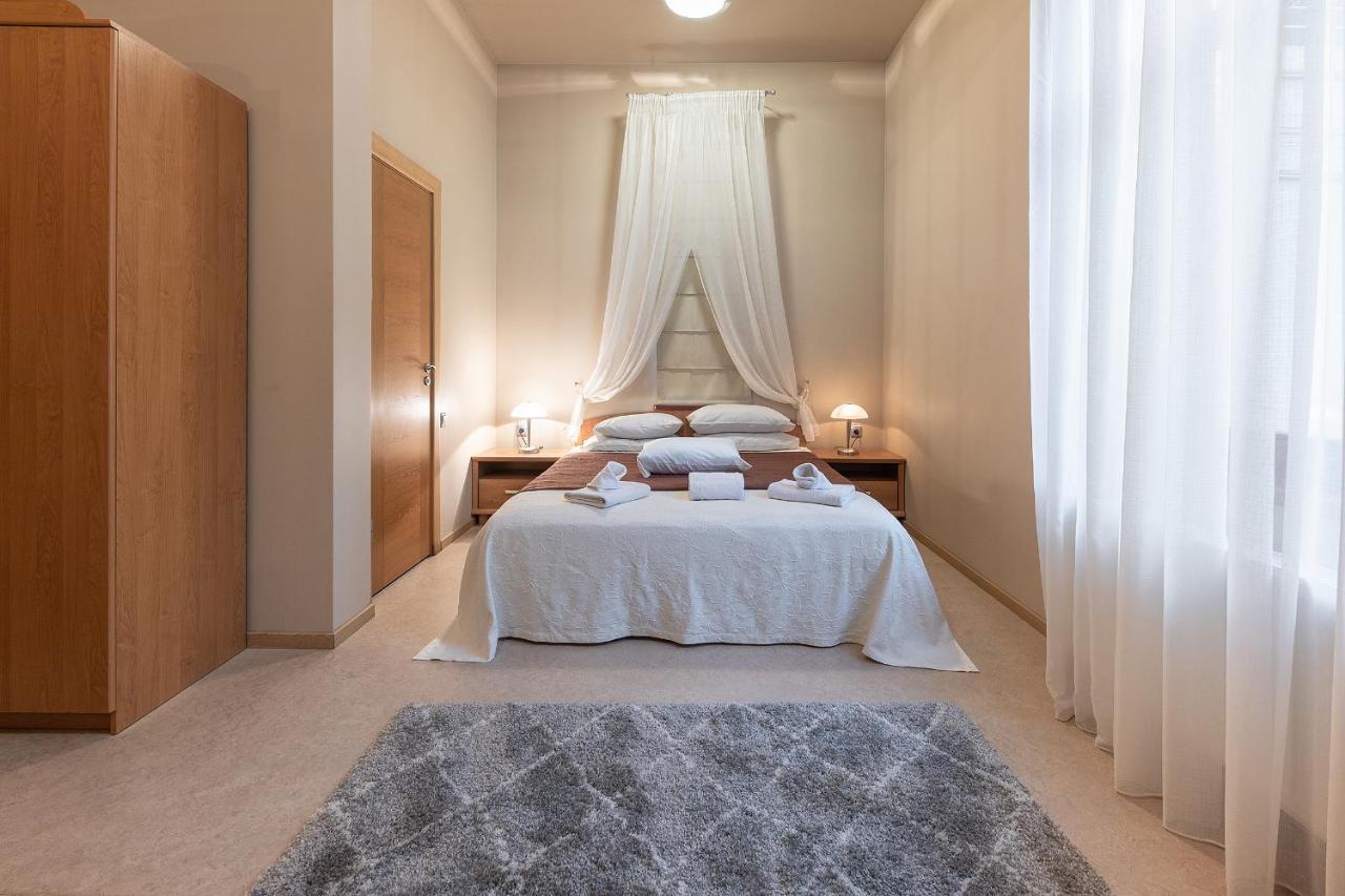 Room In Bb - Valensija - Suite For Two In Nice Hotel Jurmala Luaran gambar